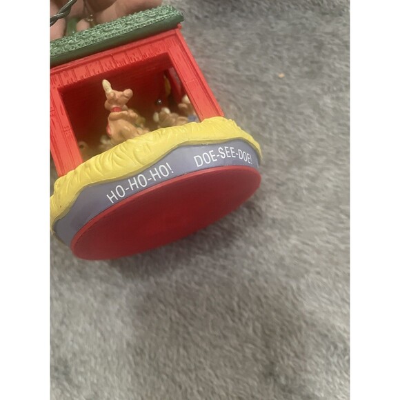 Hallmark Keepsake Ornament "Santa's Ho-Ho-Hoedown" Barn Dance Reindeer 1990 - Picture 8 of 11